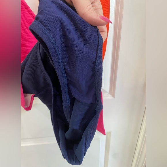 TOMMY BAHAMA UPF 50 Island Cays Colorblock Wrap-Front One-Piece Swimsuit 14 EUC - Picture 15 of 15